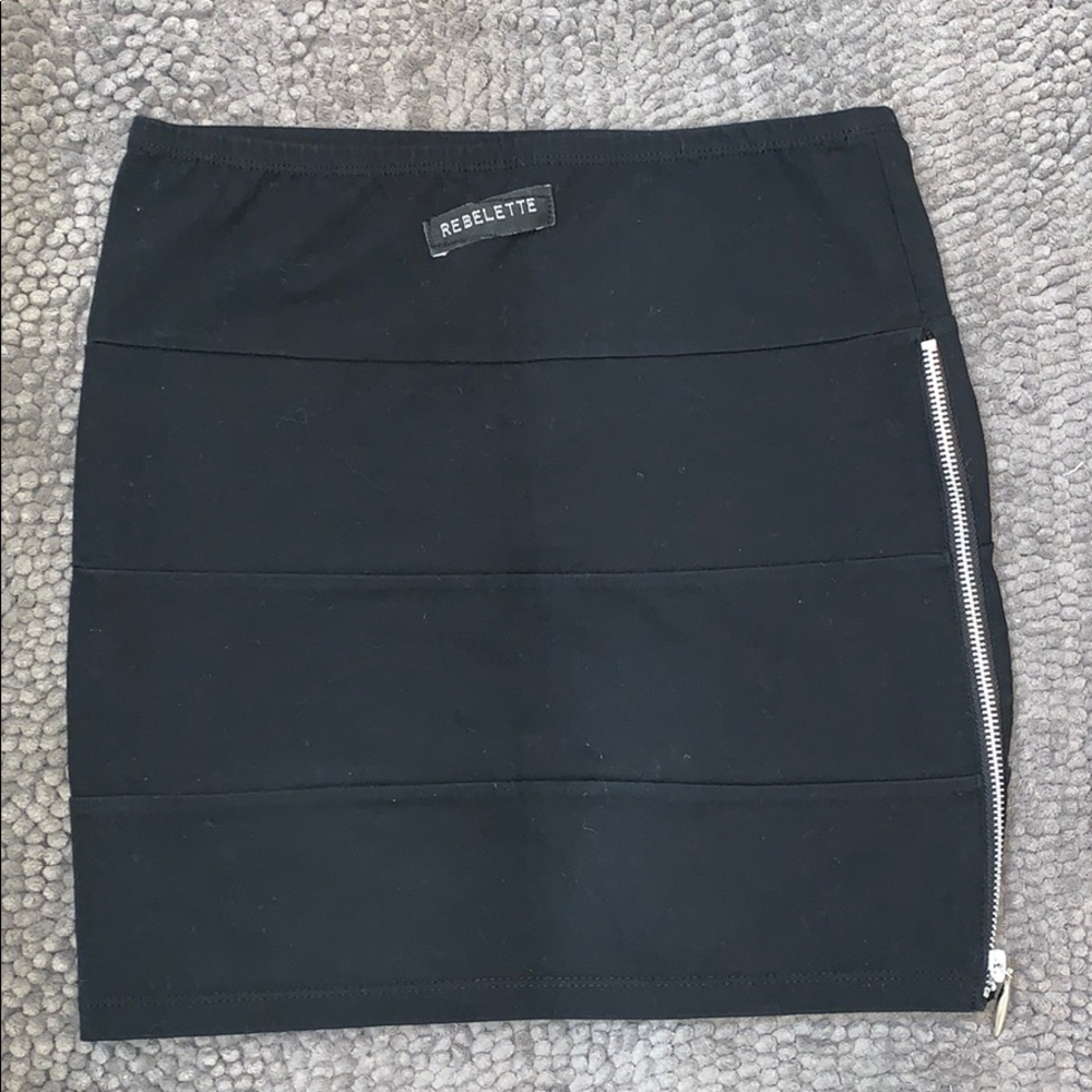 Skirt - Picture 3 of 3